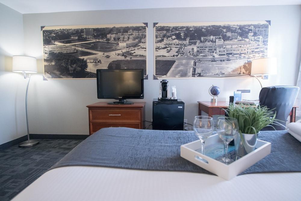 Hotel Westport Kansas City, Tapestry Collection By Hilton מראה חיצוני תמונה